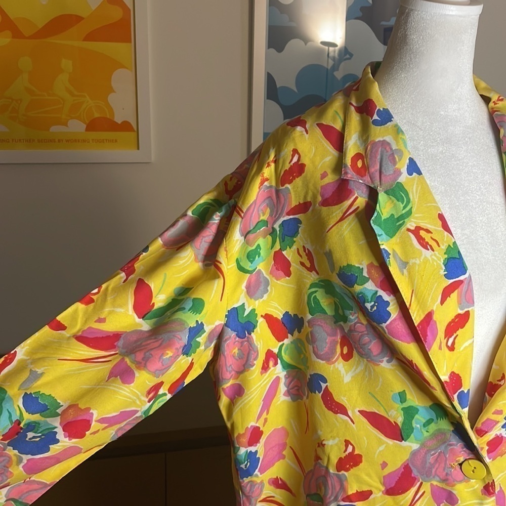 VINTAGE French 🇫🇷 Yellow Floral Loose Blazer - Picture 8 of 10